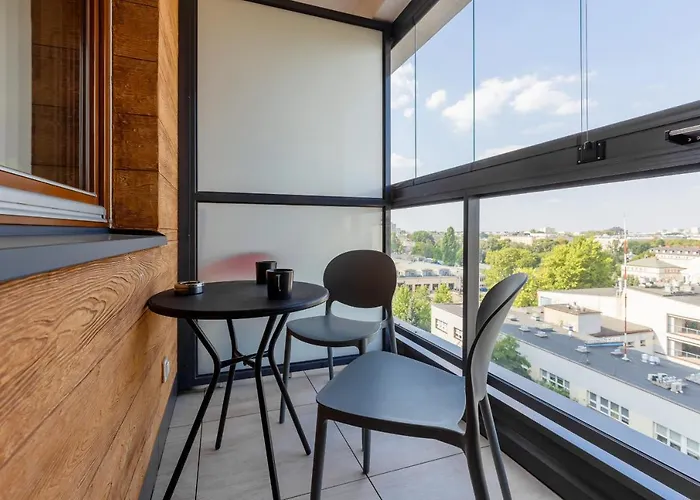 Beautiful Pet-friendly Grzybowska By Renters * وارسو