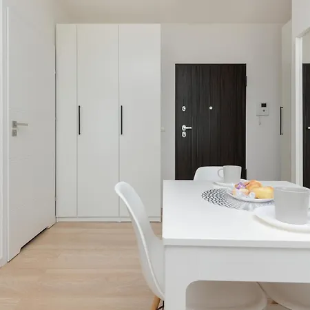 Beautiful With Parking Grzybowska By Renters Apartman *