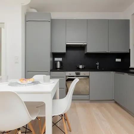 Beautiful With Parking Grzybowska By Renters *
